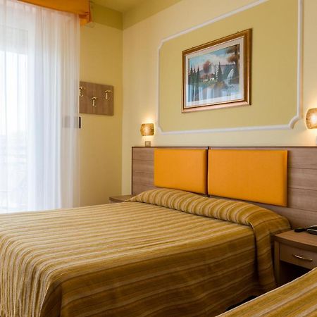 Hotel Miranda Bellaria-Igea Marina Exterior foto