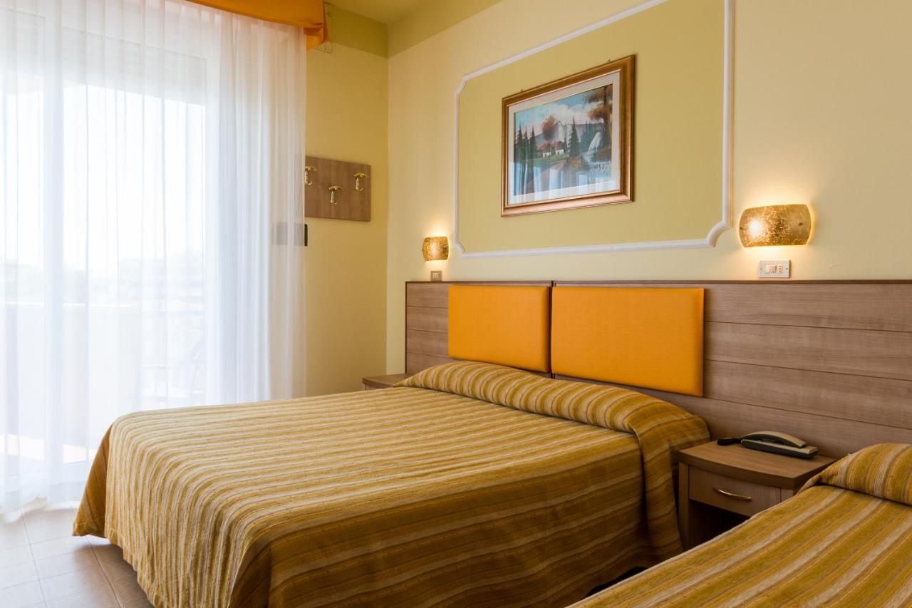 Hotel Miranda Bellaria-Igea Marina Exterior foto