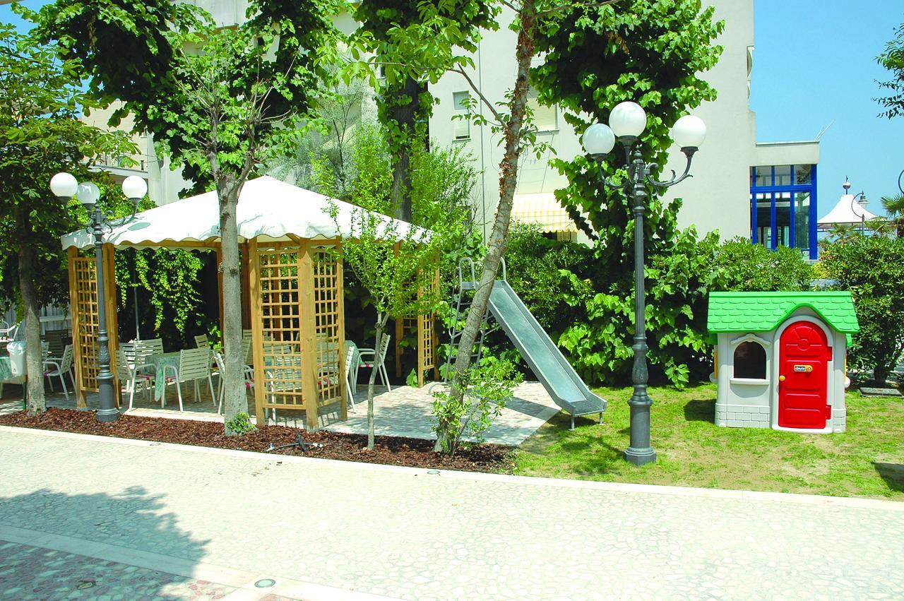 Hotel Miranda Bellaria-Igea Marina Exterior foto